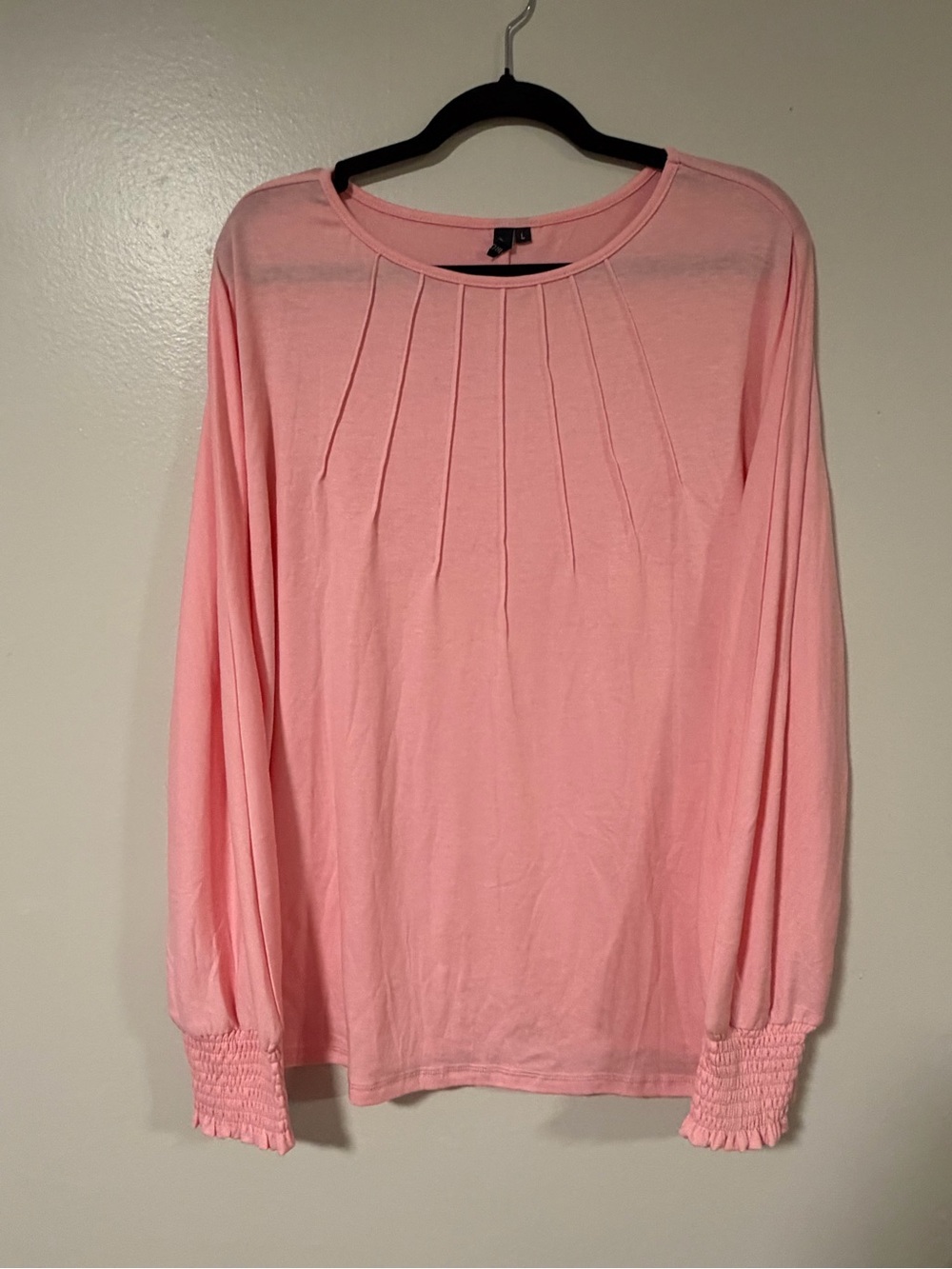Women's Pink Pleated Front Long Sleeve Top with Smocked Cuffs